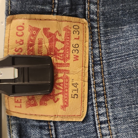 Levi~ 514 Straight Fit Size 36W 30L - Picture 5 of 6